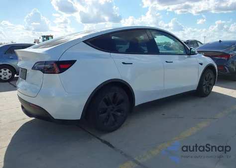 2025 Tesla Model Y Long Range Dual Motor All-Wheel Drive z USA, uszkodzony, nr VIN 7SAYGAEE2SF291066